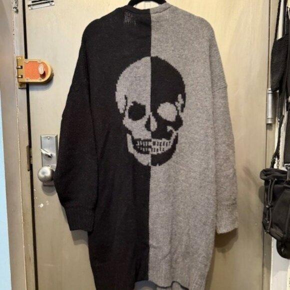 360 Cashmere Pyper Skull two-tone Cashmere Sweater Cardigan - Picture 12 of 16